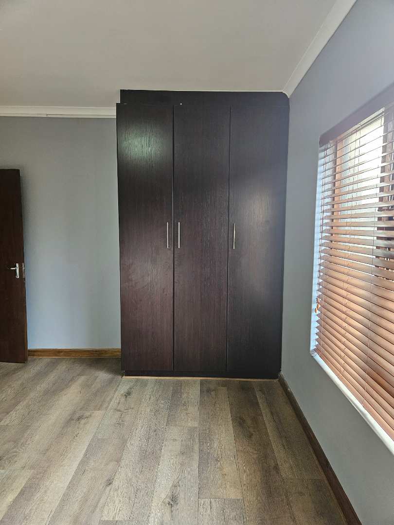 To Let 4 Bedroom Property for Rent in Kamma Heights Eastern Cape